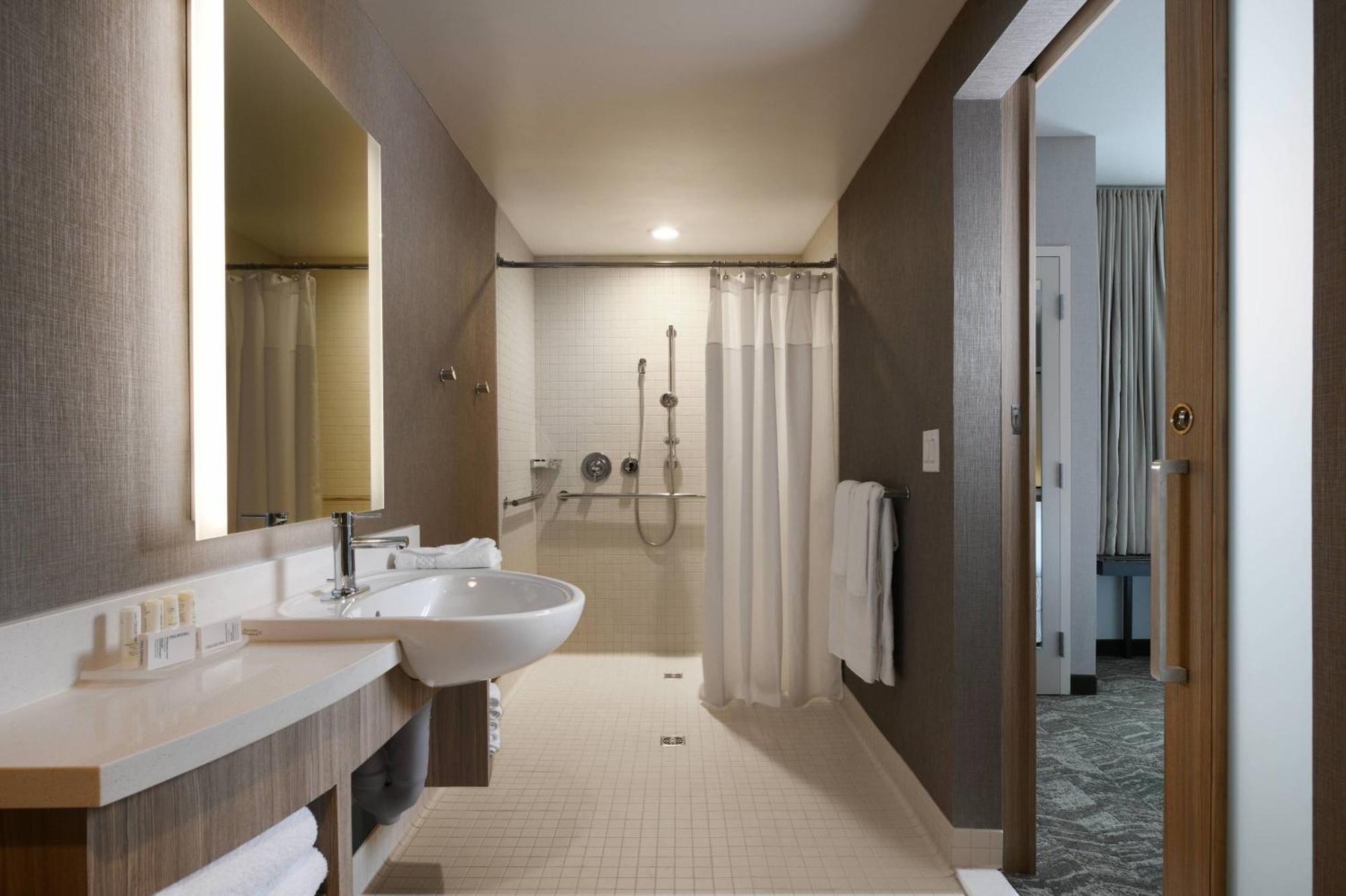 Springhill Suites Dallas Dfw Airport South/Centreport Форт-Уэрт Экстерьер фото