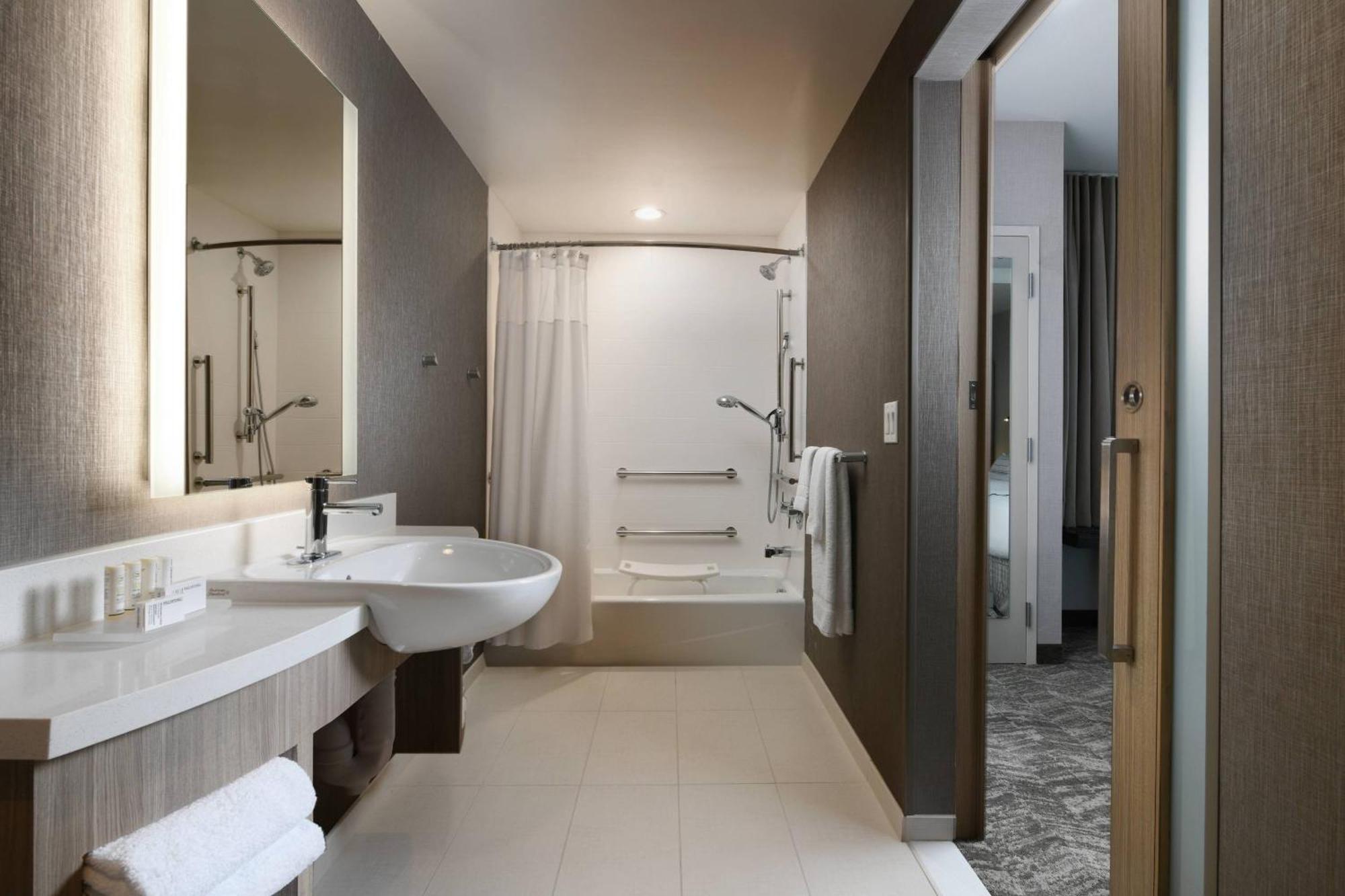 Springhill Suites Dallas Dfw Airport South/Centreport Форт-Уэрт Экстерьер фото